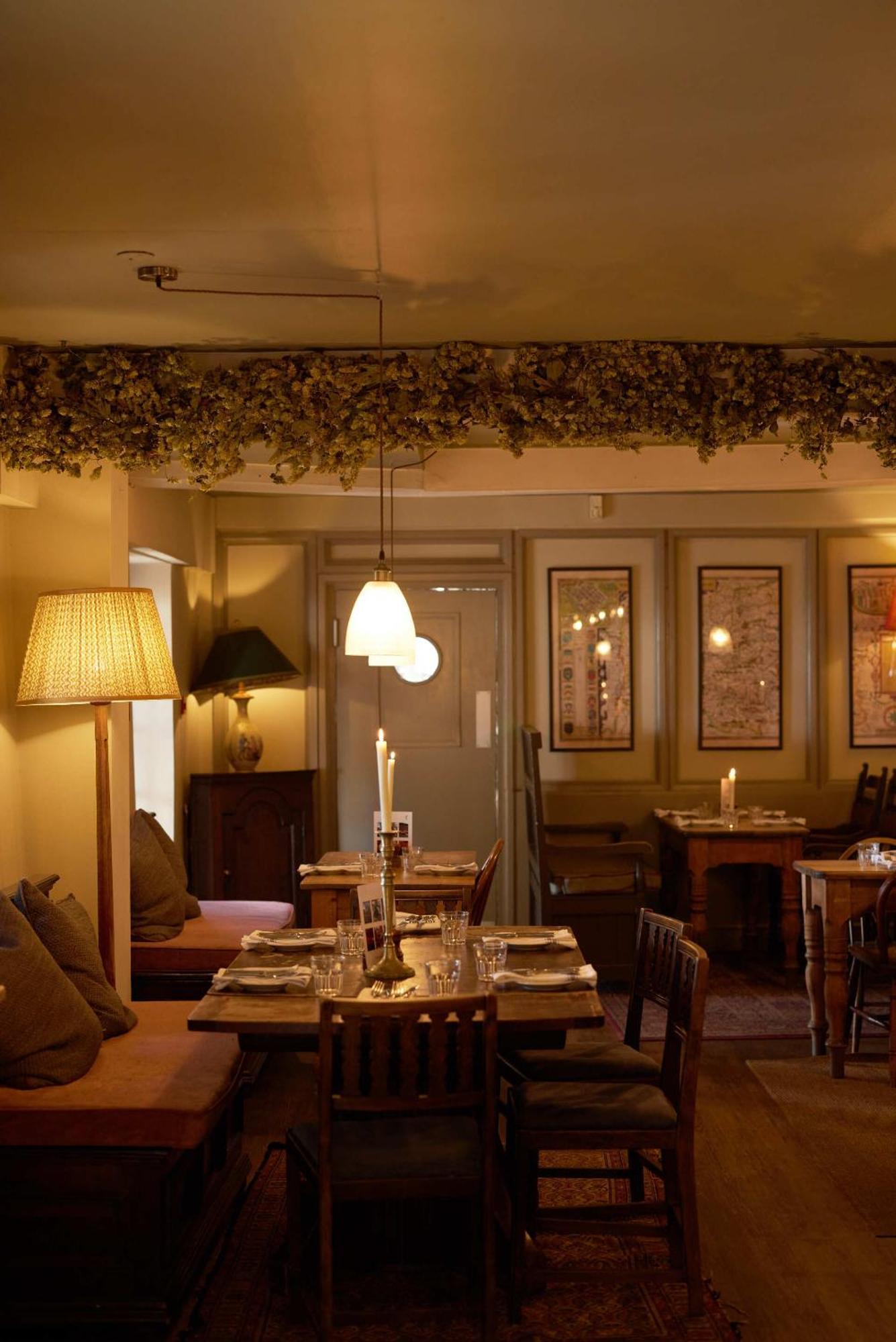 The Grosvenor Arms Hotell Hindon Exteriör bild