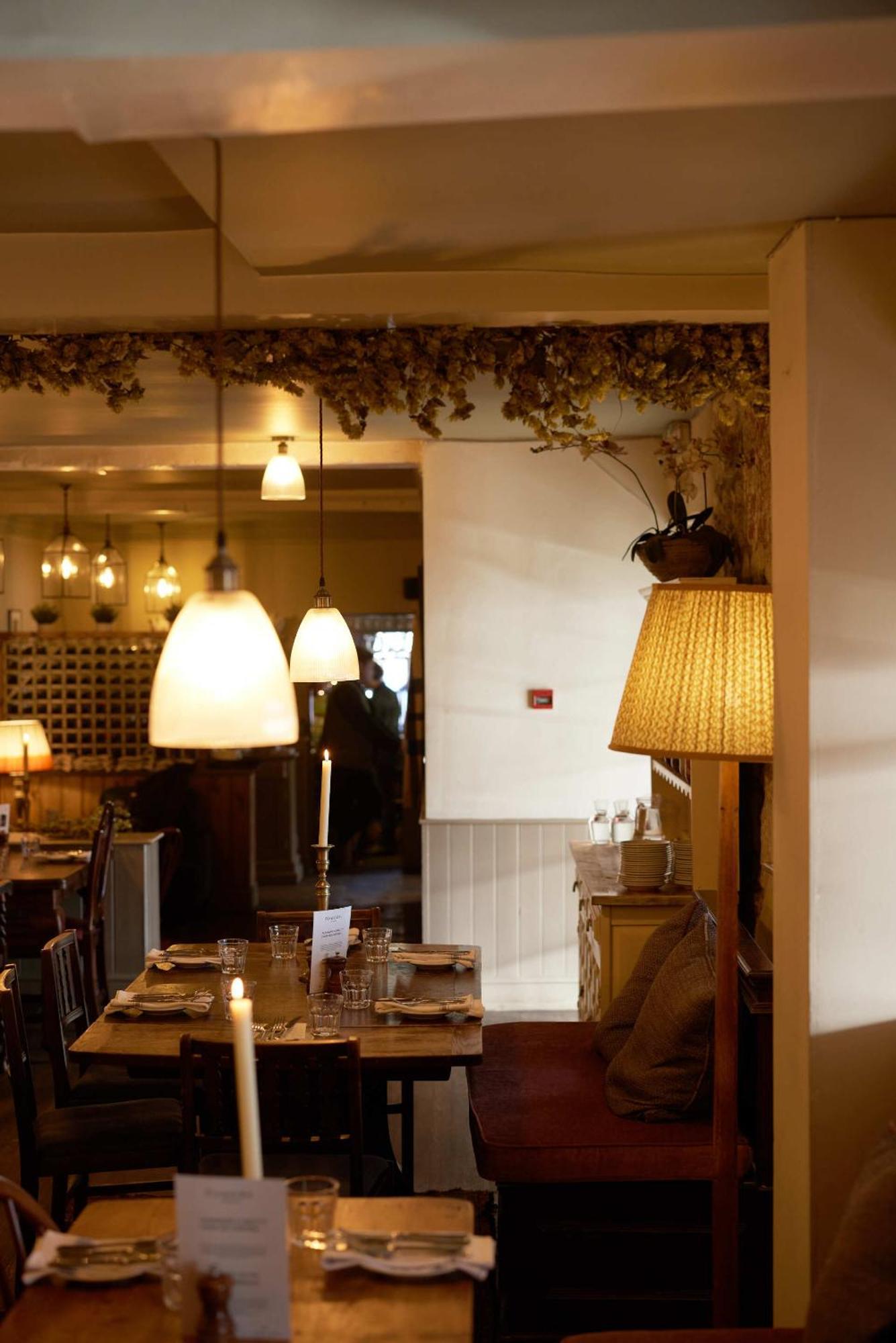 The Grosvenor Arms Hotell Hindon Exteriör bild