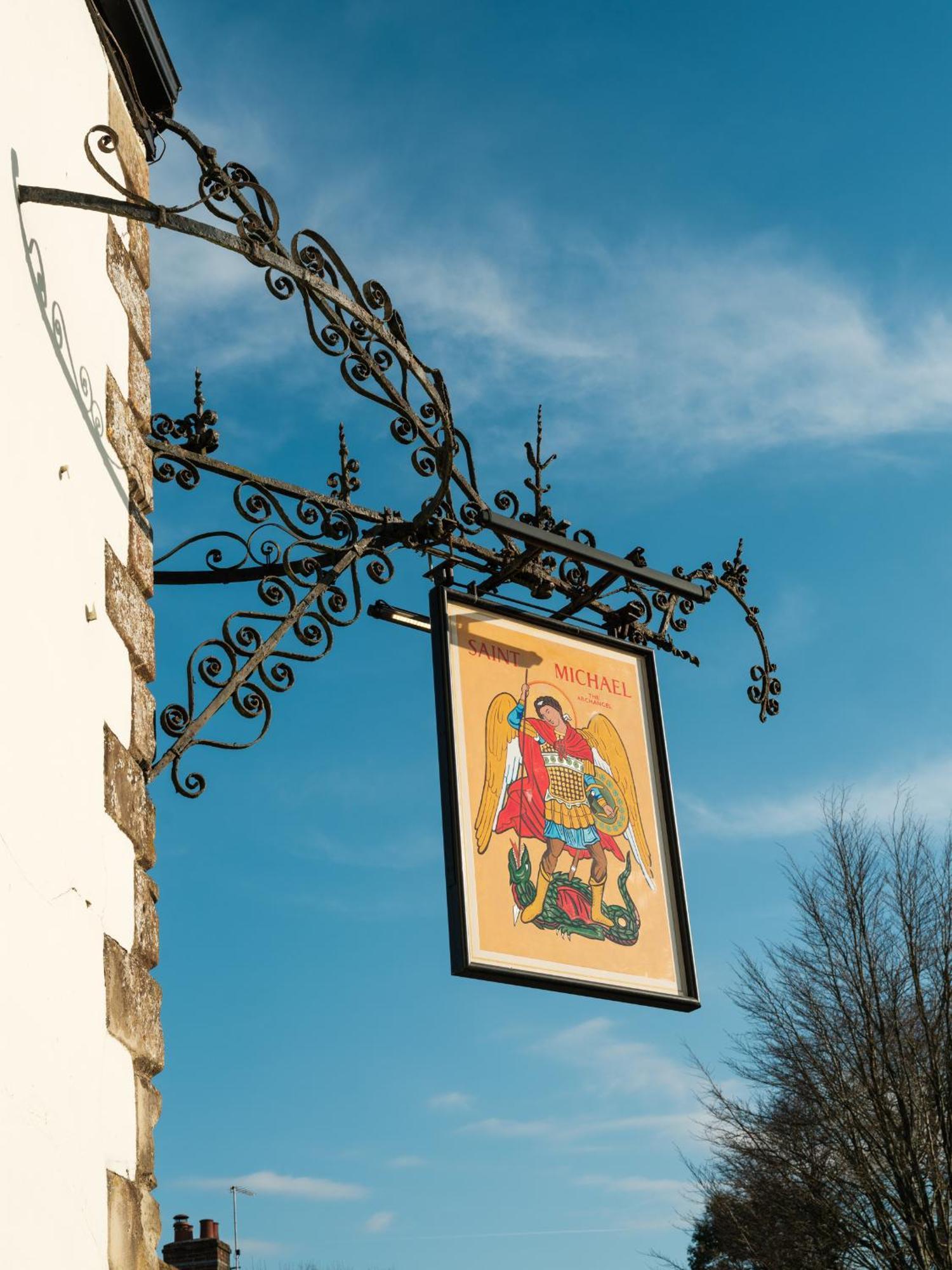 The Grosvenor Arms Hotell Hindon Exteriör bild